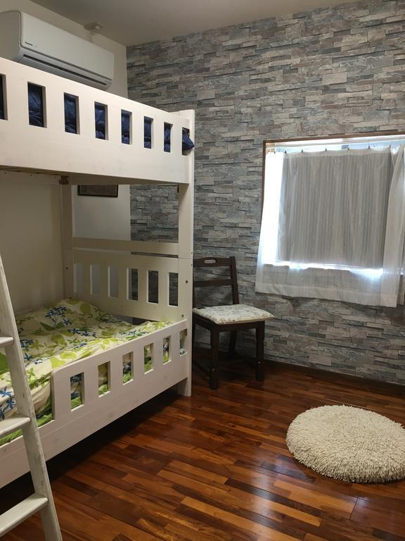 Guest House Unity Okinawa ภายนอก รูปภาพ